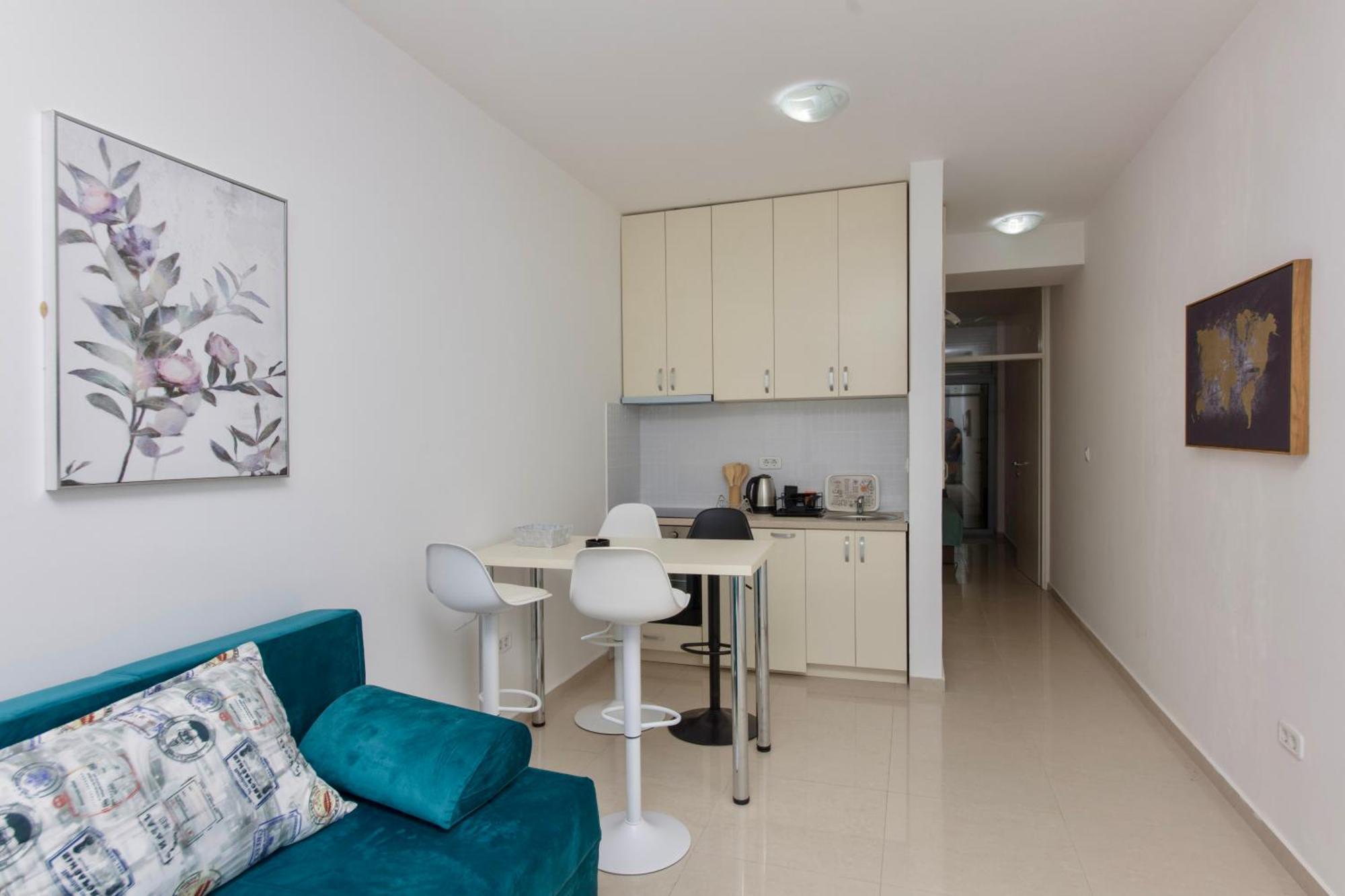 Waterfront Apartments Cattaro Esterno foto